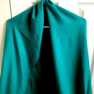 100% cashmere scarf/wrap